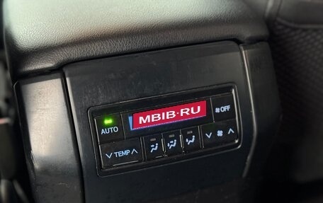 Toyota Land Cruiser Prado 150 рестайлинг 2, 2018 год, 5 500 000 рублей, 21 фотография