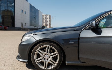 Mercedes-Benz E-Класс, 2012 год, 1 850 000 рублей, 1 фотография