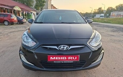 Hyundai Solaris II рестайлинг, 2011 год, 625 000 рублей, 1 фотография
