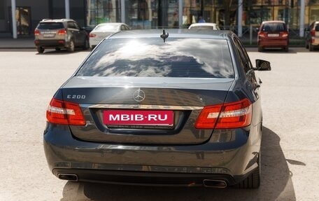 Mercedes-Benz E-Класс, 2012 год, 1 850 000 рублей, 5 фотография