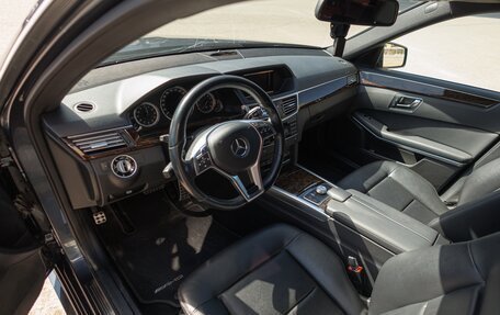 Mercedes-Benz E-Класс, 2012 год, 1 850 000 рублей, 17 фотография