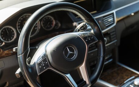 Mercedes-Benz E-Класс, 2012 год, 1 850 000 рублей, 14 фотография