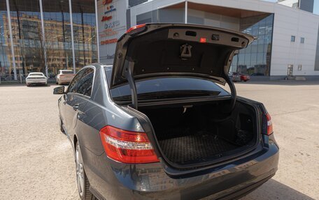 Mercedes-Benz E-Класс, 2012 год, 1 850 000 рублей, 28 фотография