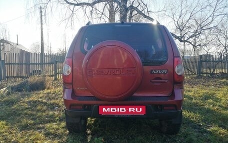 Chevrolet Niva I рестайлинг, 2009 год, 445 000 рублей, 21 фотография