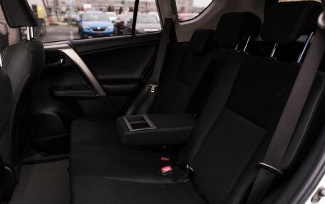 Toyota RAV4, 2013 год, 1 940 000 рублей, 13 фотография