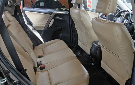 Toyota RAV4, 2014 год, 1 998 000 рублей, 12 фотография