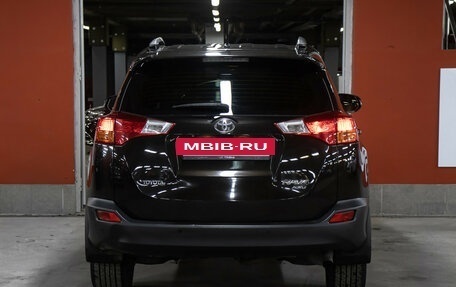 Toyota RAV4, 2014 год, 1 998 000 рублей, 6 фотография