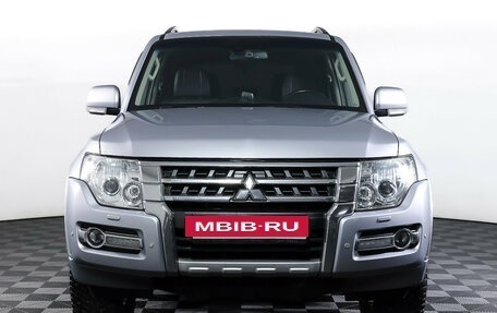 Mitsubishi Pajero IV, 2015 год, 2 549 000 рублей, 2 фотография