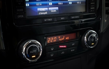 Mitsubishi Pajero IV, 2015 год, 2 549 000 рублей, 19 фотография