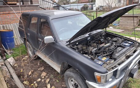 Toyota Hilux Surf III рестайлинг, 1990 год, 300 000 рублей, 10 фотография