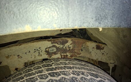 Toyota Hilux Surf III рестайлинг, 1990 год, 300 000 рублей, 15 фотография