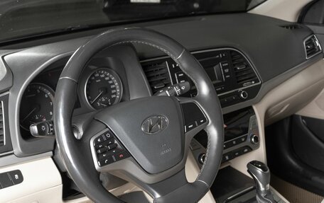 Hyundai Elantra VI рестайлинг, 2017 год, 1 443 700 рублей, 3 фотография