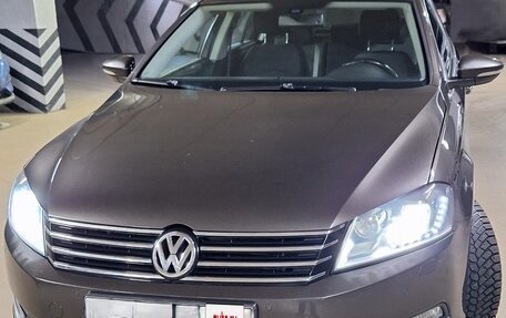 Volkswagen Passat B7, 2012 год, 990 000 рублей, 4 фотография
