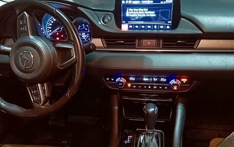 Mazda 6, 2019 год, 2 400 000 рублей, 8 фотография