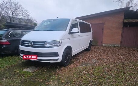 Volkswagen Caravelle T6 рестайлинг, 2018 год, 3 150 000 рублей, 21 фотография