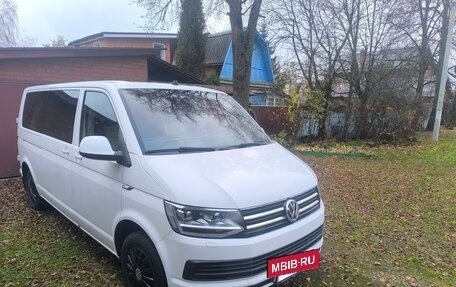 Volkswagen Caravelle T6 рестайлинг, 2018 год, 3 150 000 рублей, 22 фотография