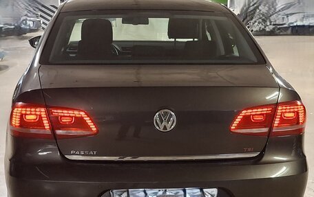 Volkswagen Passat B7, 2012 год, 990 000 рублей, 7 фотография