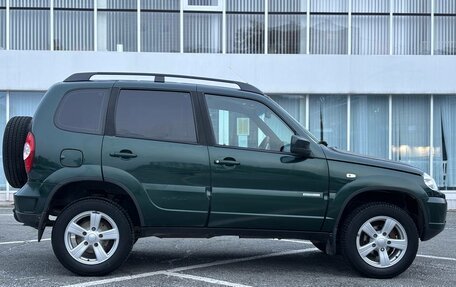 Chevrolet Niva I рестайлинг, 2015 год, 547 000 рублей, 6 фотография