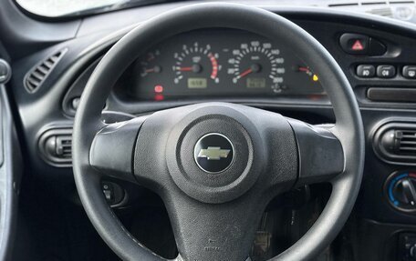 Chevrolet Niva I рестайлинг, 2015 год, 547 000 рублей, 10 фотография