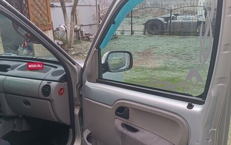 Renault Kangoo II рестайлинг, 2003 год, 499 000 рублей, 12 фотография