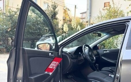 Hyundai Solaris II рестайлинг, 2014 год, 850 000 рублей, 9 фотография