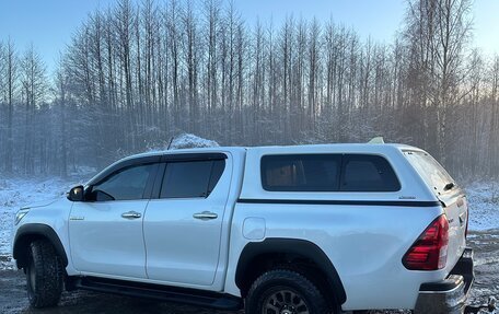 Toyota Hilux VIII, 2017 год, 3 500 000 рублей, 2 фотография