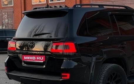 Toyota Land Cruiser 200, 2008 год, 4 300 000 рублей, 21 фотография