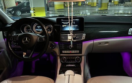 Mercedes-Benz CLS, 2017 год, 3 900 000 рублей, 13 фотография