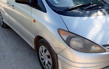 Toyota Previa II, 2003 год, 400 000 рублей, 4 фотография