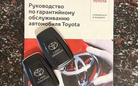 Toyota Land Cruiser Prado 150 рестайлинг 2, 2018 год, 3 900 000 рублей, 10 фотография