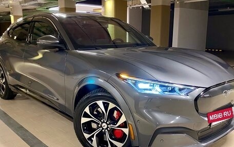 Ford Mustang Mach-E I, 2021 год, 5 750 000 рублей, 2 фотография