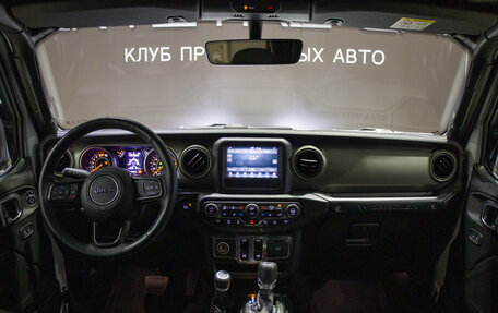 Jeep Wrangler, 2018 год, 3 200 000 рублей, 2 фотография