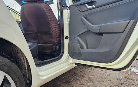 Skoda Rapid I, 2014 год, 745 000 рублей, 13 фотография