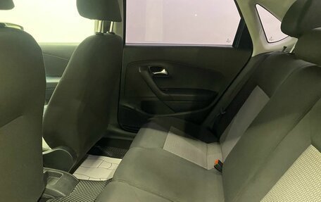 Volkswagen Polo VI (EU Market), 2013 год, 449 000 рублей, 13 фотография