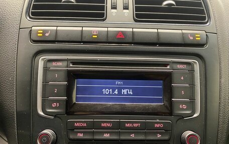 Volkswagen Polo VI (EU Market), 2013 год, 449 000 рублей, 22 фотография