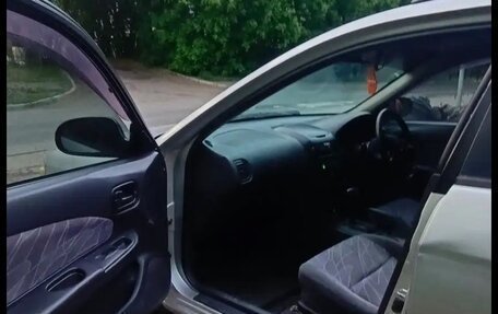 Nissan Wingroad III, 2000 год, 120 000 рублей, 2 фотография