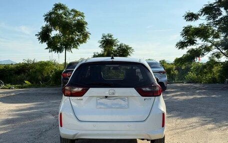 Honda Fit, 2022 год, 1 051 000 рублей, 5 фотография