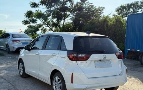 Honda Fit, 2022 год, 1 051 000 рублей, 6 фотография