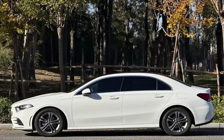 Mercedes-Benz A-Класс, 2022 год, 1 865 690 рублей, 7 фотография