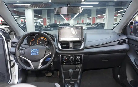 Toyota Yaris XP150 рестайлинг, 2021 год, 1 179 690 рублей, 7 фотография