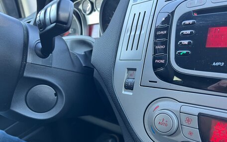 Ford Kuga III, 2010 год, 890 000 рублей, 20 фотография