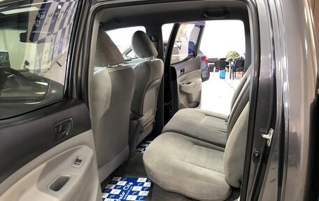 Toyota Tacoma III, 2009 год, 2 495 000 рублей, 7 фотография