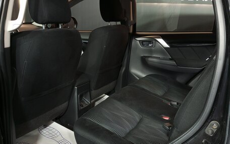 Mitsubishi Pajero Sport III рестайлинг, 2019 год, 3 169 000 рублей, 8 фотография