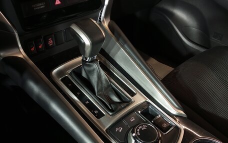 Mitsubishi Pajero Sport III рестайлинг, 2019 год, 3 169 000 рублей, 14 фотография