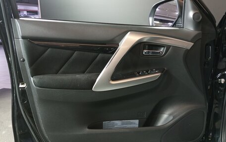 Mitsubishi Pajero Sport III рестайлинг, 2019 год, 3 169 000 рублей, 18 фотография