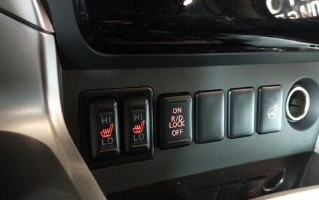 Mitsubishi Pajero Sport III рестайлинг, 2019 год, 3 169 000 рублей, 15 фотография