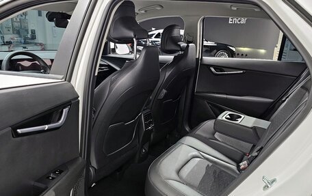 KIA Niro, 2022 год, 2 420 469 рублей, 10 фотография