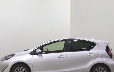 Toyota Aqua I, 2018 год, 1 180 000 рублей, 7 фотография