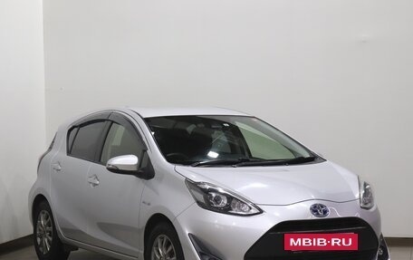 Toyota Aqua I, 2018 год, 1 180 000 рублей, 3 фотография