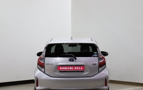 Toyota Aqua I, 2018 год, 1 180 000 рублей, 5 фотография